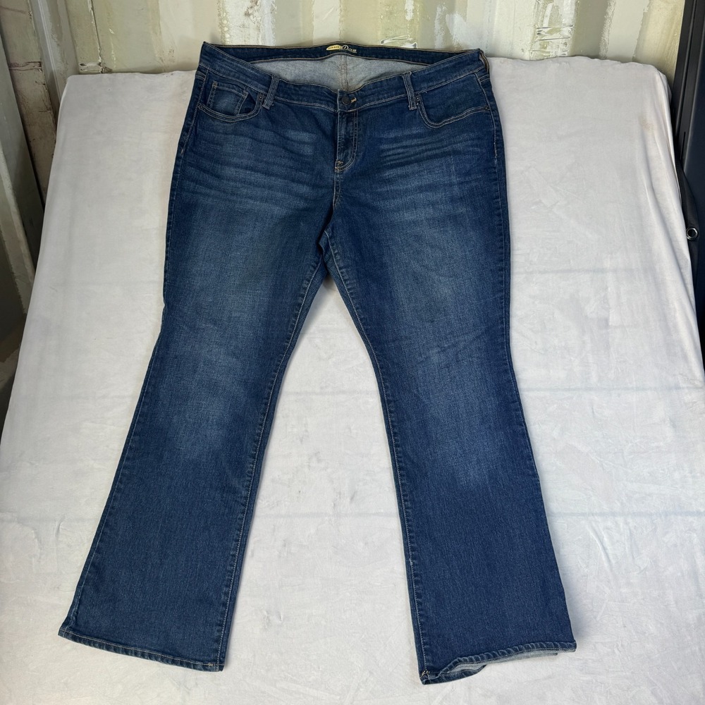 Old Navy Womens Bootcut Jeans Blue Comfort Stretch Denim 5 Pocket 18 Short